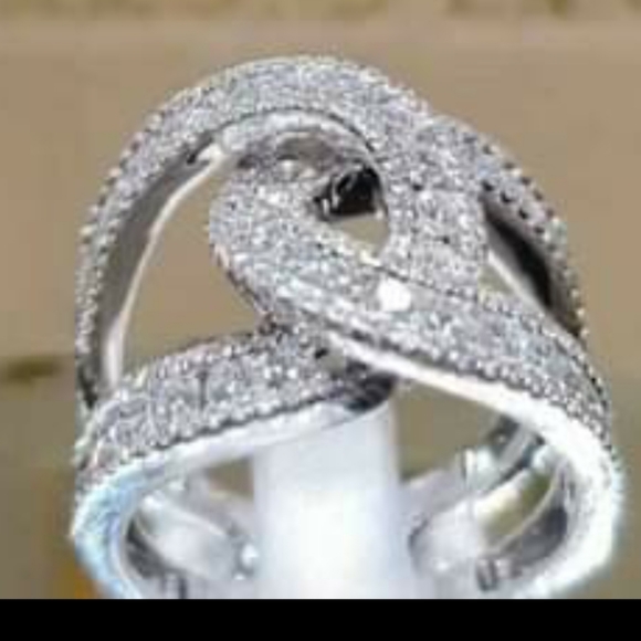 COPY - Cz and sterling silver right hand ring - Picture 2 of 2